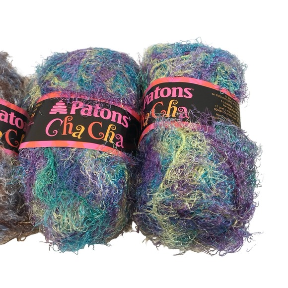 Patons Cha Cha Yarn Lot 4 Skeins Vegas hippie Multi Color Fluffy Textured - Picture 2 of 5